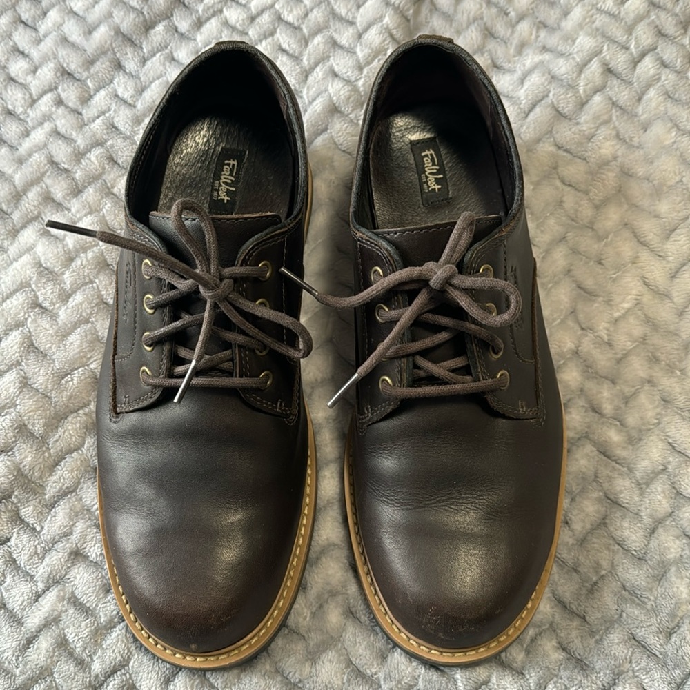 FarWest Mens Casual Leather Dress Shoes, Size 10, Colour is Brown